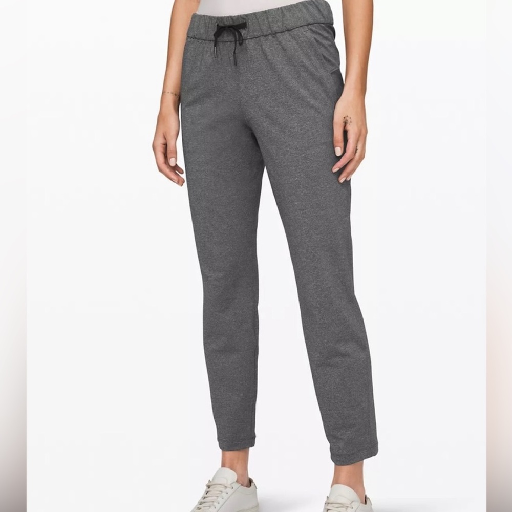 Lululemon Keep loving High Rise Pants 7/8 length - (never worn) size 4
